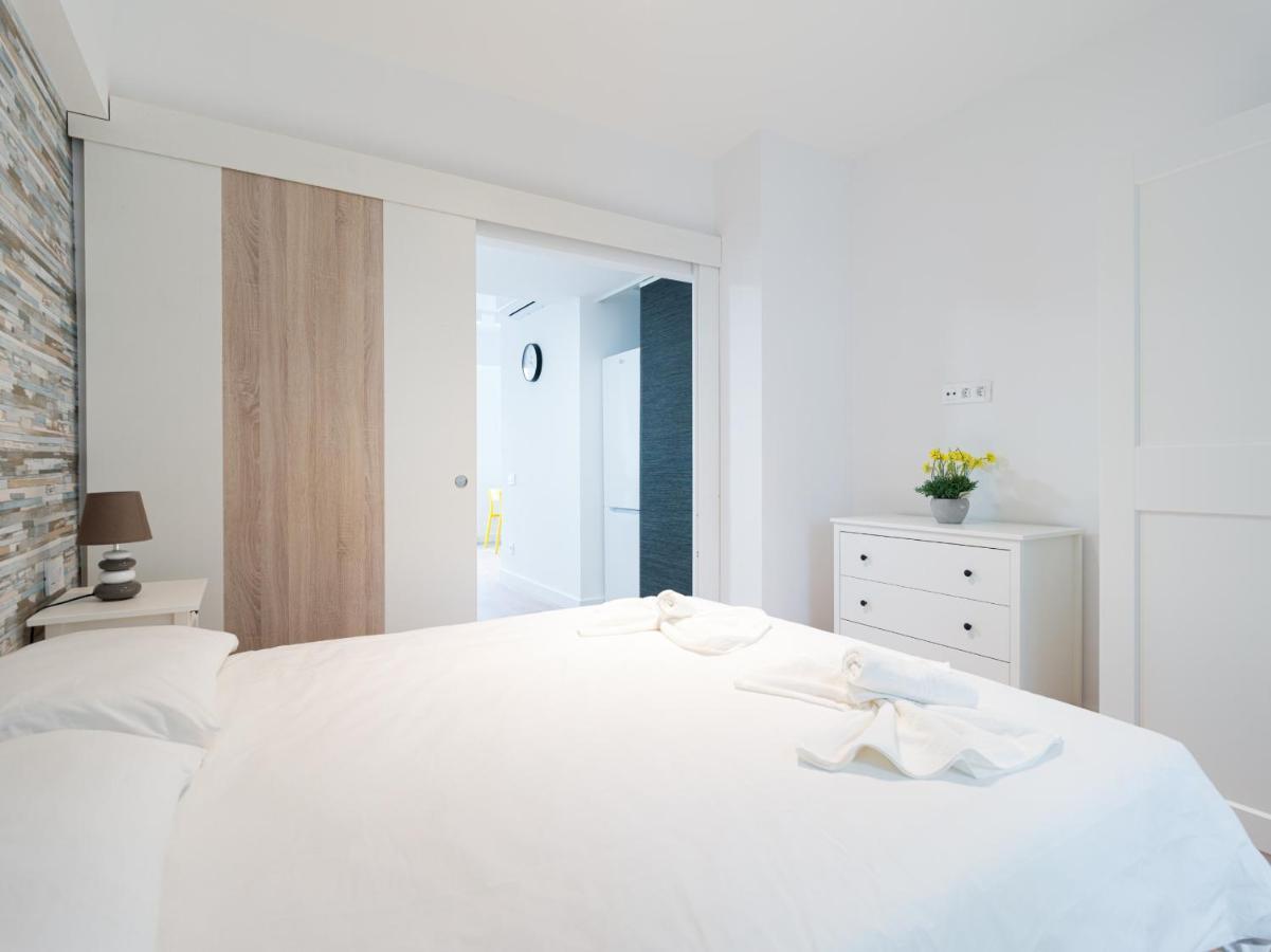 Loft - Side Sea Views - Aircon & Wifi Apartment Las Palmas de Gran Canaria Exterior photo